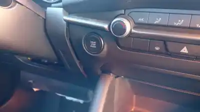 Second-hand car spare part ignition switch for mazda 3 sedán 2.5 e-skyactiv-g oem iam references bhr1663s0a