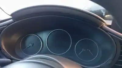 Second-hand car spare part dashboard for mazda 3 sedán 2.5 e-skyactiv-g oem iam references dfr755430adfr755430a