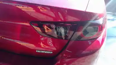 Second-hand car spare part interior rear right light for mazda 3 sedán 2.5 e-skyactiv-g oem iam references bcjh513f0b