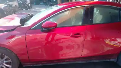 Second-hand car spare part left front door for mazda 3 sedán 2.5 e-skyactiv-g oem iam references bcy05902xf