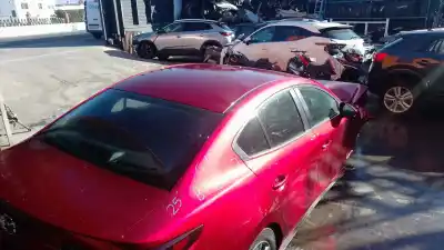 Second-hand car spare part ceiling for mazda 3 sedán 2.5 e-skyactiv-g oem iam references bdyf70600