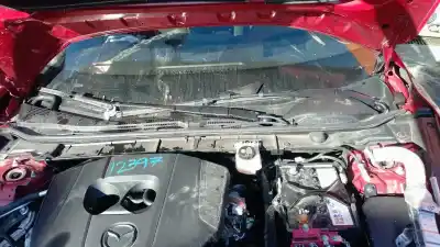 Second-hand car spare part torpedo for mazda 3 sedán 2.5 e-skyactiv-g oem iam references bcka507r0c