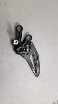 Pièce détachée automobile d'occasion MARCHE PIEDS POUR VOITURE pour YAMAHA YZF-R YZF- R7 Références OEM IAM B7N2745100  