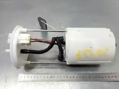 Pièce détachée automobile d'occasion pompe à carburant pour hyundai ix35 2.0 cat références oem iam 311102y000