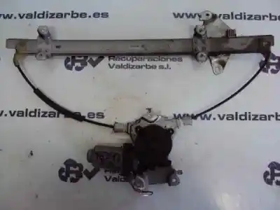 Recambio de automóvil de segunda mano de elevalunas delantero derecho para nissan almera (n16/e) comfort referencias oem iam 400600  