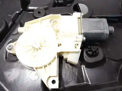 Recambio de automóvil de segunda mano de elevalunas delantero izquierdo para mercedes-benz clase a (w176) a 45 amg 4-matic edition 1 (176.052) referencias oem iam a2469065100 a1767200179 