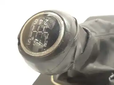 Second-hand car spare part gear lever for opel zafira b cosmo oem iam references 13162583  