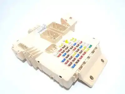 Peça sobressalente para automóvel em segunda mão caixa de fusíveis e relés por kia pro cee´d (jd) 1.4 crdi 90 referências oem iam 91950a2150