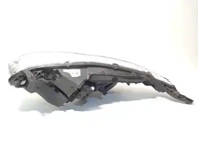 Second-hand car spare part right headlight for peugeot 208 (p2) 1.2 puretech oem iam references 9822690180  