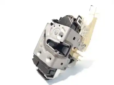 Peça sobressalente para automóvel em segunda mão fechadura da porta traseira direita por infiniti q30 1.6 premium referências oem iam a0997305600