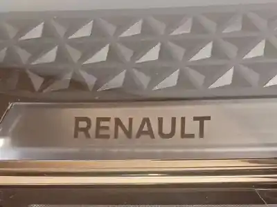 Pezzo di ricambio per auto di seconda mano faro anteriore destro per renault megane iv berlina 5p zen riferimenti oem iam 260105675r 90196963 