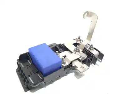 Second-hand car spare part fuse box unit for mercedes-benz clase gla (w156) gla 250 4-matic (156.946) oem iam references a2465400950
