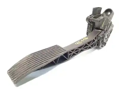 Second-hand car spare part accelerator pedal for opel meriva b 1.7 16v cdti oem iam references 13362749