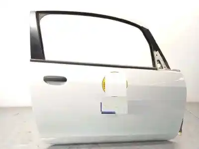 Recambio de automóvil de segunda mano de puerta delantera derecha para mitsubishi colt berlina 3 (z30) cleartec referencias oem iam 5700a624  