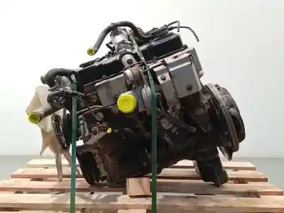 İkinci el araba yedek parçası komple motor için nissan terrano ii (r20) 2.7 td 4wd oem iam referansları td27t  