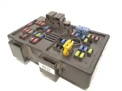 Second-hand car spare part fuse box unit for chevrolet captiva 2.0 vcdi lt oem iam references 96821082