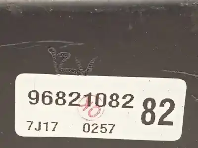 Second-hand car spare part fuse box unit for chevrolet captiva 2.0 vcdi lt oem iam references 96821082  