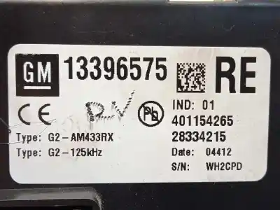 Pièce détachée automobile d'occasion boîtes à fusibles pour opel meriva a monospace (x03) 1.7 cdti (e75) références oem iam 13396575  