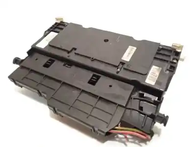 Second-hand car spare part fuse box unit for bmw x3 (e83) 3.0d oem iam references 8364542 8364540 