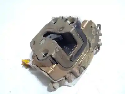 Peça sobressalente para automóvel em segunda mão fechadura da porta dianteira direita por nissan terrano ii (r20) 2.7 td 4wd referências oem iam 805024f165