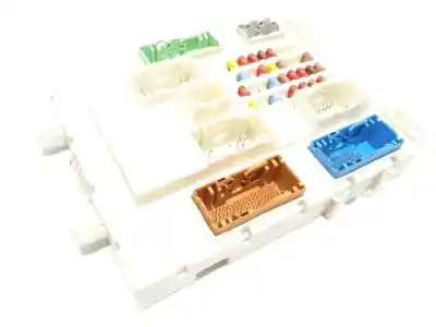 Автозапчасти б/у блок реле/предохранителей за volvo v40 kinetic ссылки oem iam 31314669  