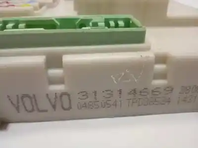 Автозапчасти б/у блок реле/предохранителей за volvo v40 kinetic ссылки oem iam 31314669  