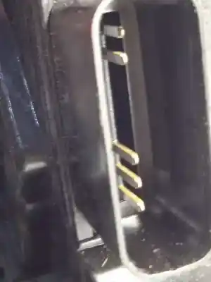 Recambio de automóvil de segunda mano de cerradura puerta trasera derecha para kia carens ( ) 1.7 crdi cat referencias oem iam 81420a4030  