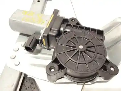 Автозапчастина б/у регулятор вікна передній лівий для dacia sandero ii 1.5 dci 75 / blue dci 75 (b8jw b8m4 b8ah b8m7 b8m6) посилання на oem iam 807213282r  