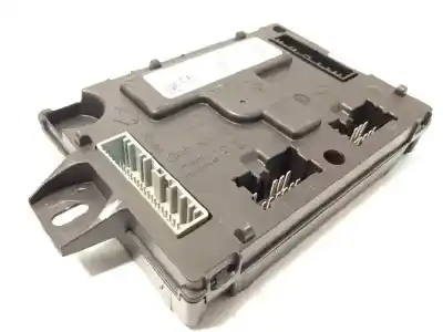 Peça sobressalente para automóvel em segunda mão módulo eletrônico por renault clio iv technofeel referências oem iam 284b15639r