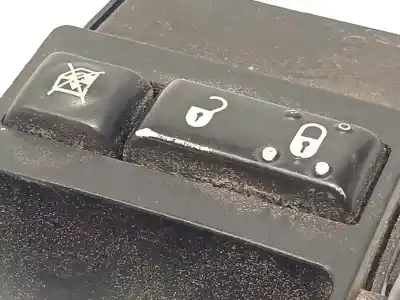 Second-hand car spare part left front power window switch for chrysler 300 c 3.0 crd oem iam references 04602781aa  k04602781aa