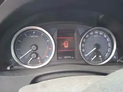 Автозапчастина б/у панель інструментів для toyota auris active посилання на oem iam 838000zv61  