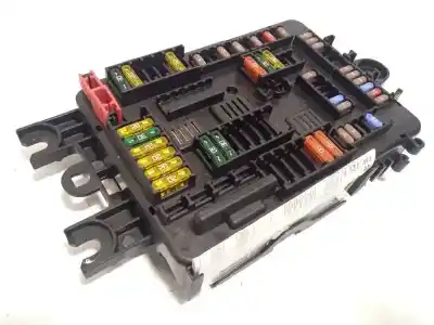 Автозапчасти б/у блок реле/предохранителей за bmw serie 1 lim. (f20) 116d ссылки oem iam 9337881 61149337881 61149259466