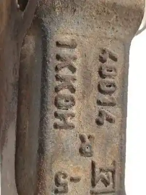 Second-hand car spare part front right knuckle for nissan pulsar (c13) 1.2 16v cat 116 cv / 85 kw oem iam references 400141kk0h  