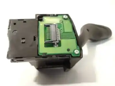 Recambio de automóvil de segunda mano de mando luces para ford focus lim. (cb4) titanium referencias oem iam av6t13335ae  1883869