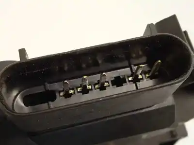 Recambio de automóvil de segunda mano de cerradura puerta delantera izquierda para ford focus lim. (cb4) titanium referencias oem iam bm5aa21813bf 2070970 