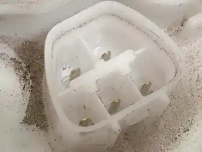 Peça sobressalente para automóvel em segunda mão bomba de combustivel por toyota corolla (e21) hybrid active referências oem iam 7702002c21  