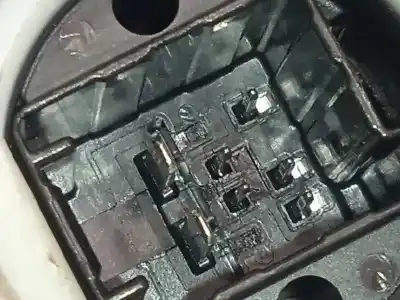 Second-hand car spare part passenger side right window regulator for toyota corolla (e21) hybrid active oem iam references 8570102090  