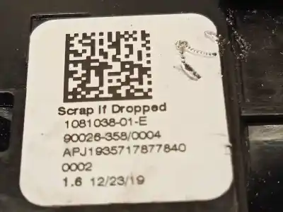 Автозапчастина б/у передній правий віконний вимикач для tesla model 3  посилання на oem iam 108103801e  