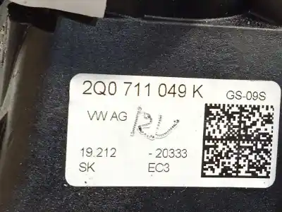 Tweedehands auto-onderdeel versnellingspook voor seat ibiza (kj1) 1.0 tsi oem iam-referenties 2q0711049k  