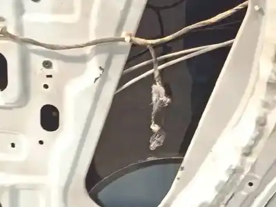 Автозапчастина б/у двері задні праві для ssangyong rodius xdi посилання на oem iam   