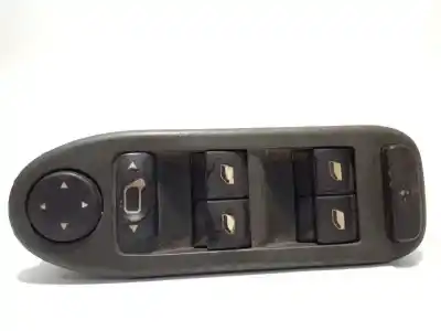 Recambio de automóvil de segunda mano de mando elevalunas delantero izquierdo para citroen c5 berlina 2.0 hdi referencias oem iam 96326945zj  