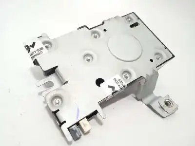 Second-hand car spare part electronic module for audi a3 (8p) 2.0 tdi oem iam references 8p4035225d  