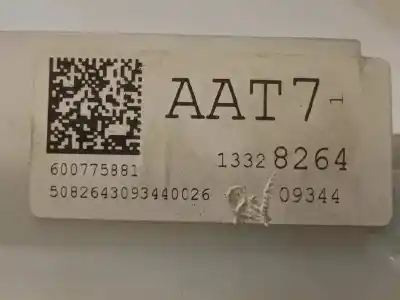 Автозапчастина б/у панель інструментів для opel astra j (p10) 1.7 cdti (68) посилання на oem iam 13328264 600775881 