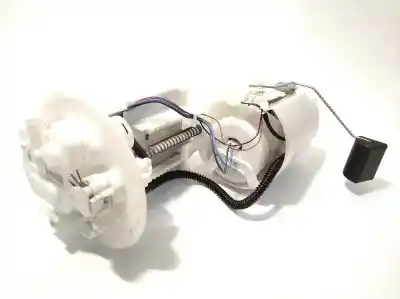 Second-hand car spare part fuel pump for toyota avensis cross sport (t27) 1.8 16v cat oem iam references 7702005140