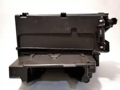 Автозапчасти б/у бардачок за seat leon st (5f8) 2.0 tdi ссылки oem iam 5f1857095  
