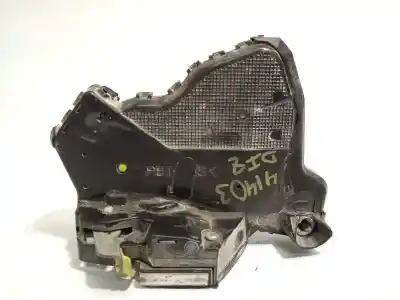 Pezzo di ricambio per auto di seconda mano serratura porta anteriore sinistra per suzuki grand vitara jb (jt) 1.9 ddis turbodiesel riferimenti oem iam 2022717 8225065j13 