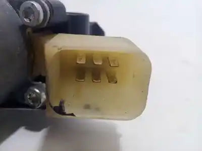 Pezzo di ricambio per auto di seconda mano alzacristalli anteriore sinistro per volvo xc70 2.4 diesel cat riferimenti oem iam 31253719  
