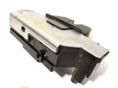 Pièce détachée automobile d'occasion coffre / serrure de porte pour peugeot 208 style références oem iam 9694648680  
