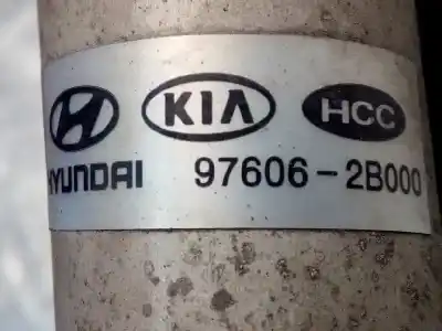 Автозапчастина б/у конденсат/радіатор кондиционера для hyundai santa fe (bm) 2.2 crdi cat посилання на oem iam 976062b000  