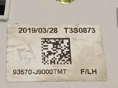 Recambio de automóvil de segunda mano de mando elevalunas delantero izquierdo para hyundai kona 1.0 tgdi cat referencias oem iam 93570j9000tmt  